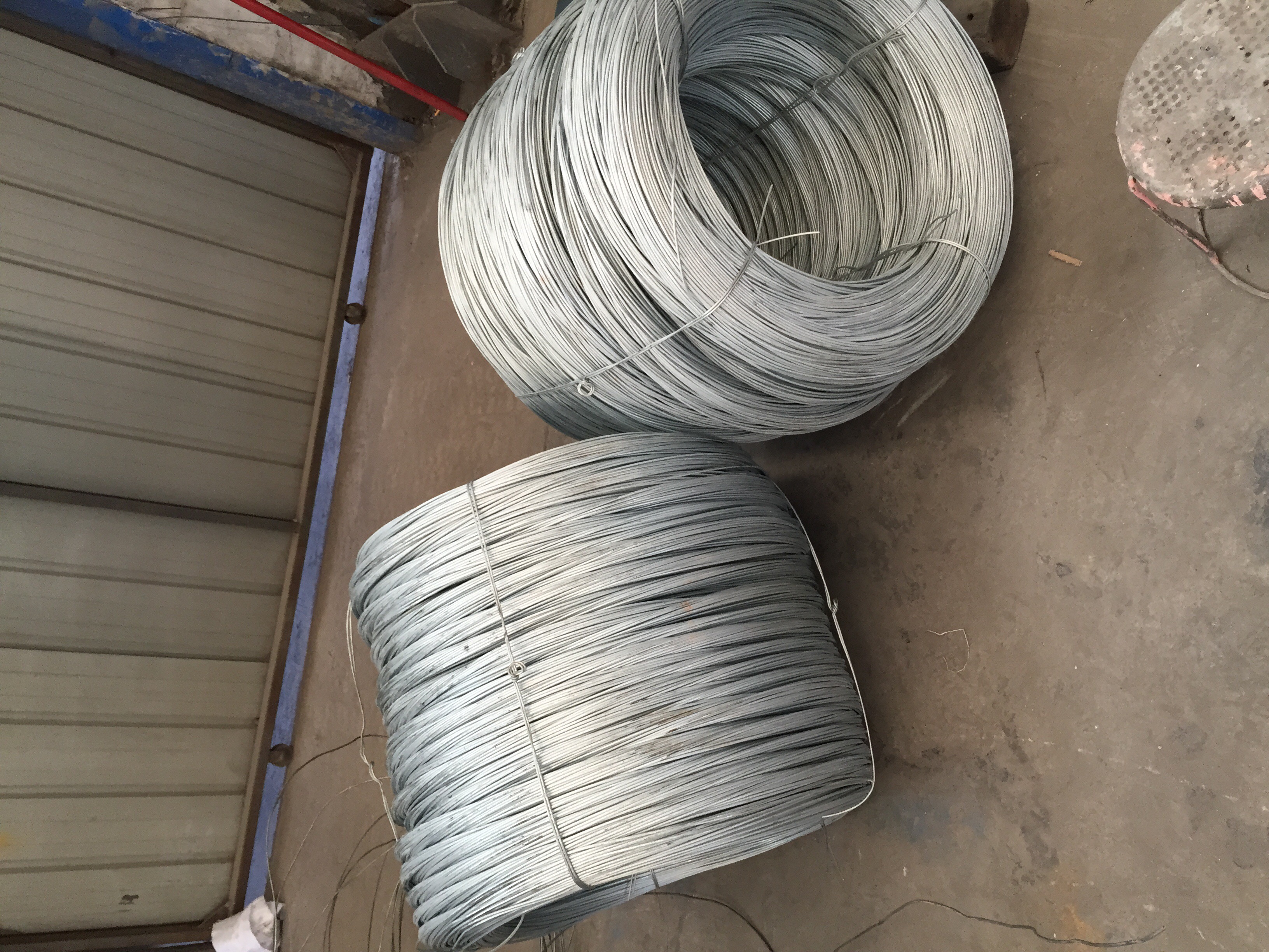 8#鍍鋅鐵絲多少錢(qián)一噸